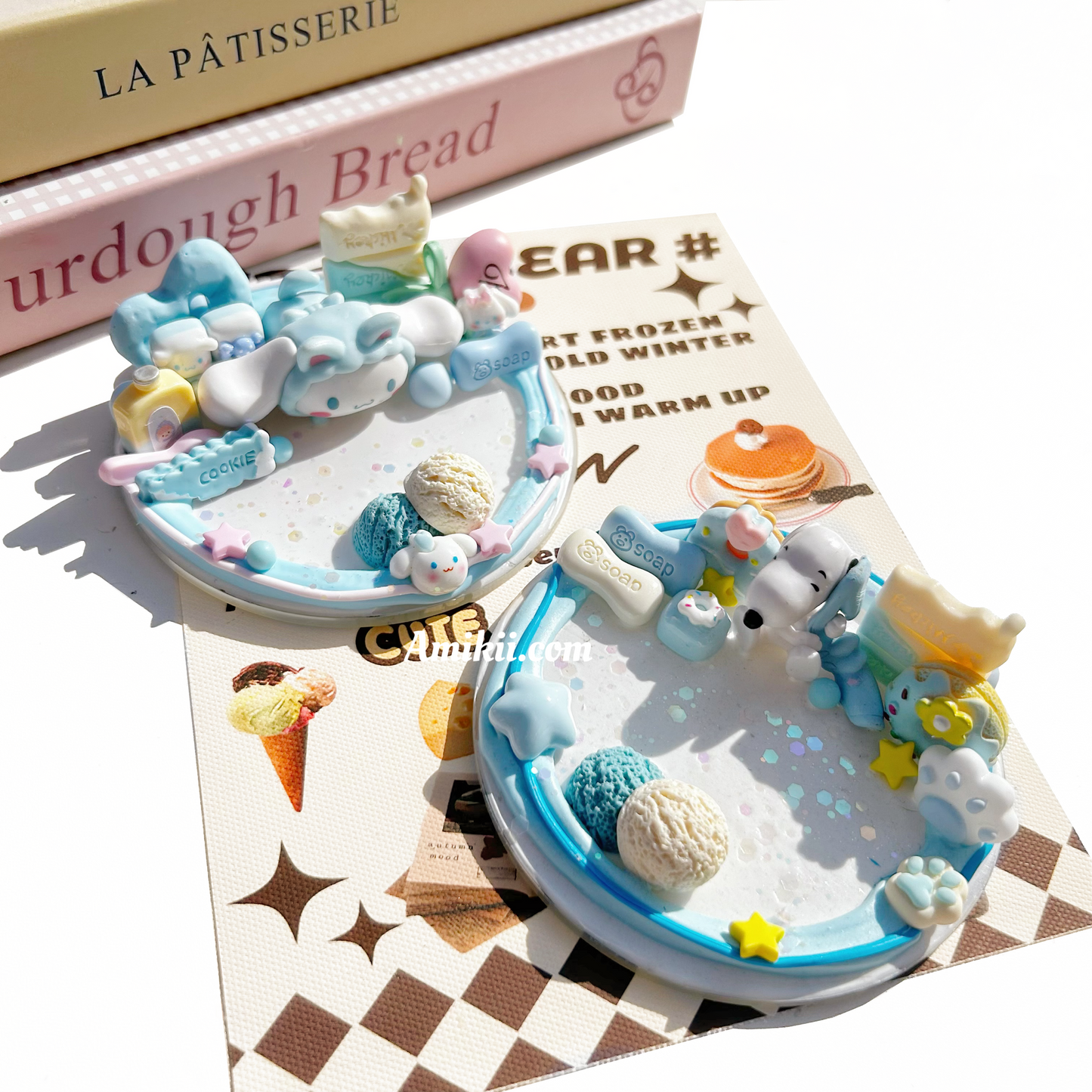 Snoopy and Cinnamoroll phone stand