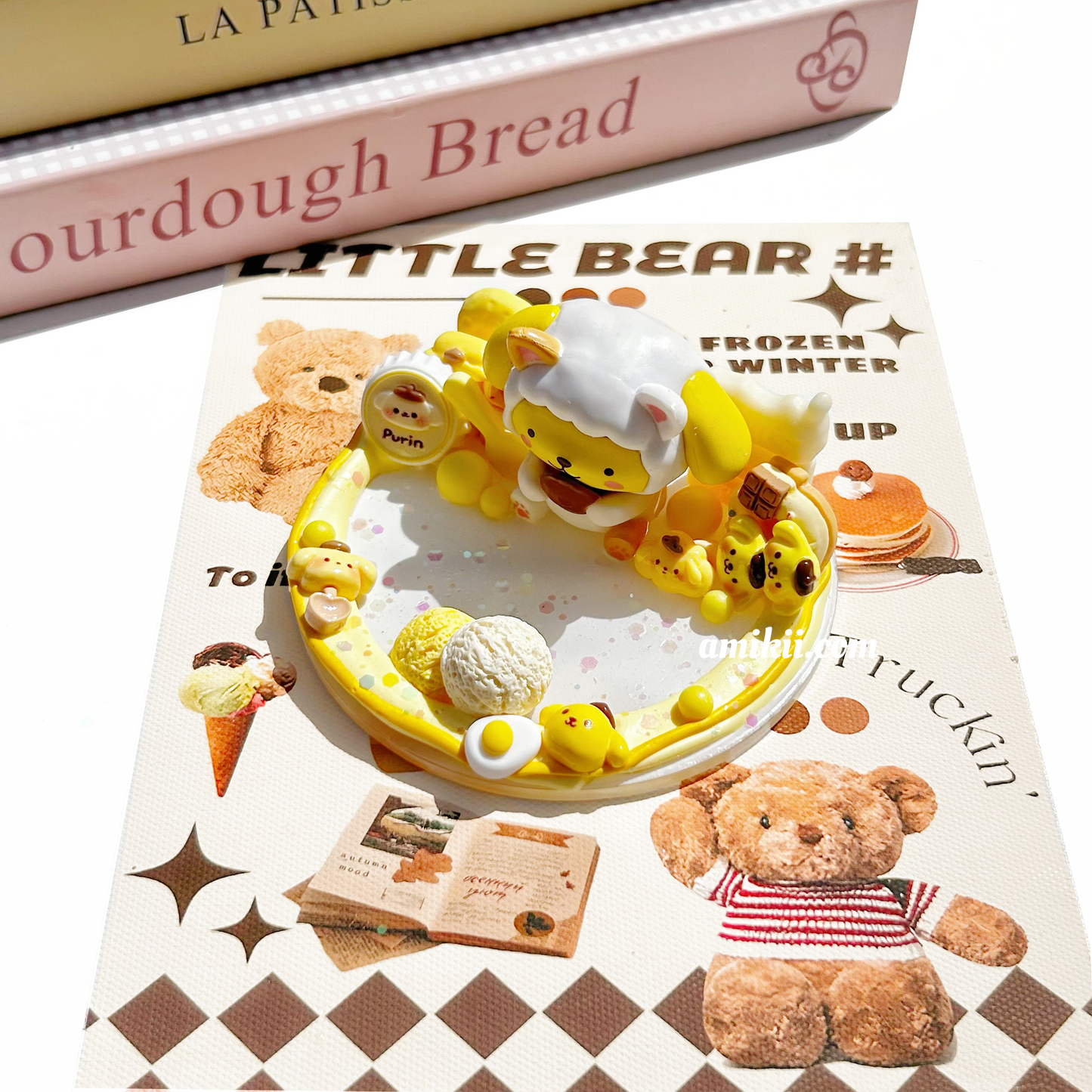 Sanrio Pochacco and Pompom Purin phone stand