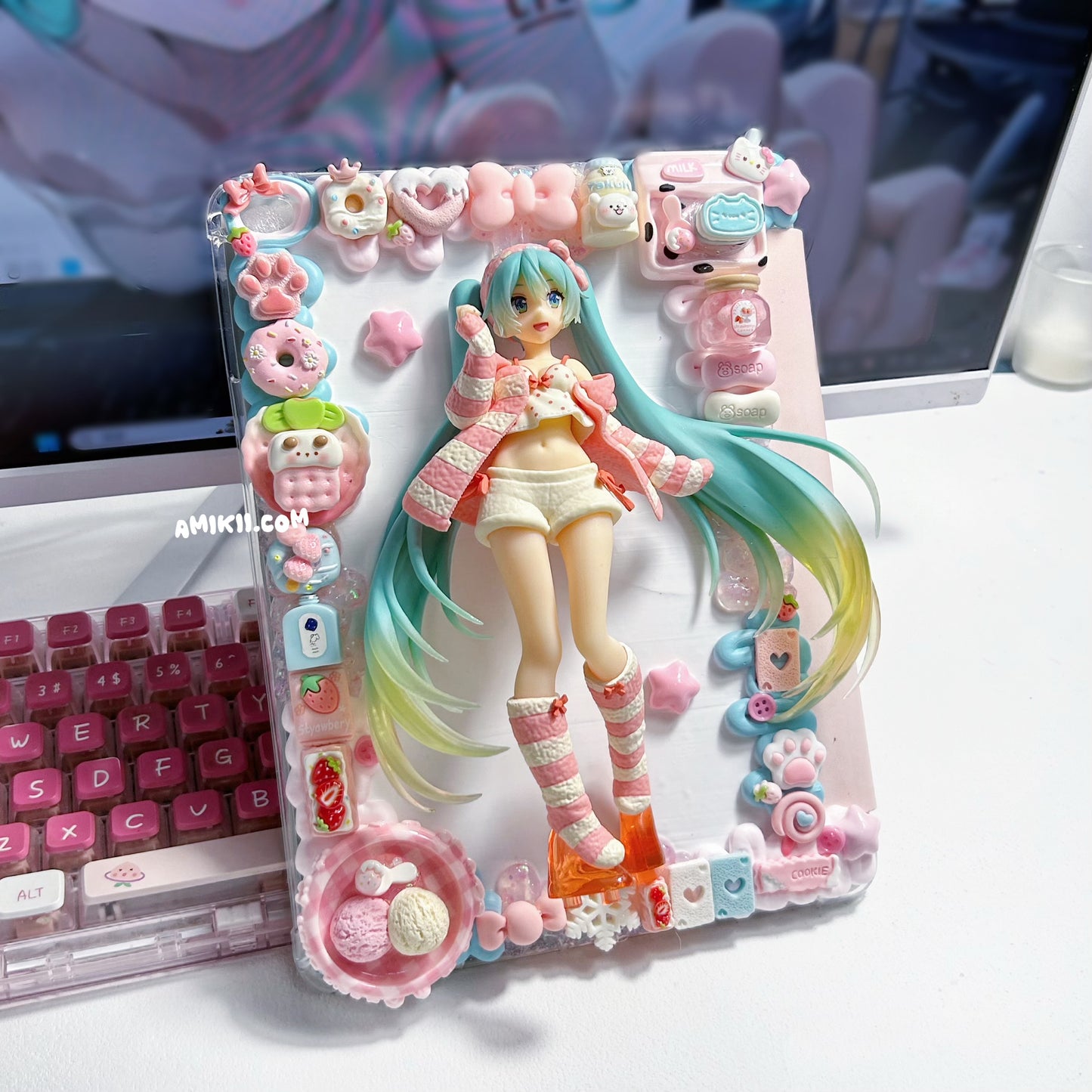 Miku Decoden Table Case iPad Samsung