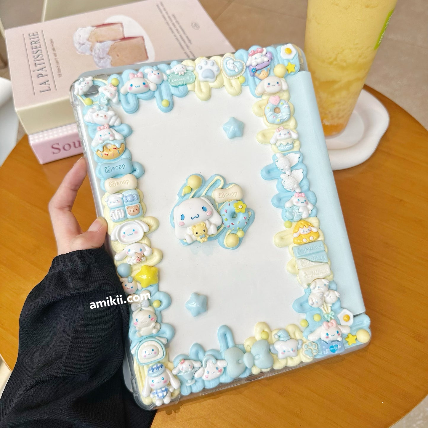 Sanrio Pochacco / Cinnamoroll Decoden Table Case iPad Samsung