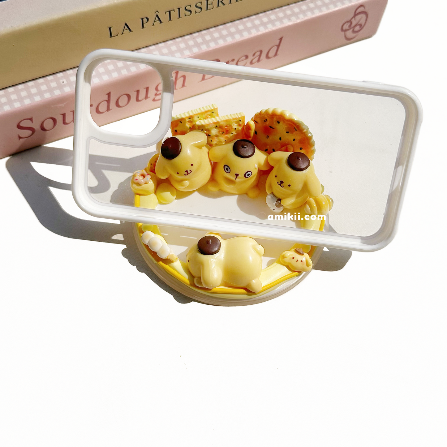 Sanrio Myaweetpiamo and Pompom Purin phone stand