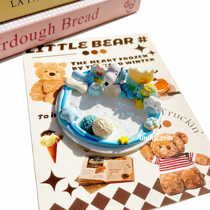 Snoopy and Cinnamoroll phone stand