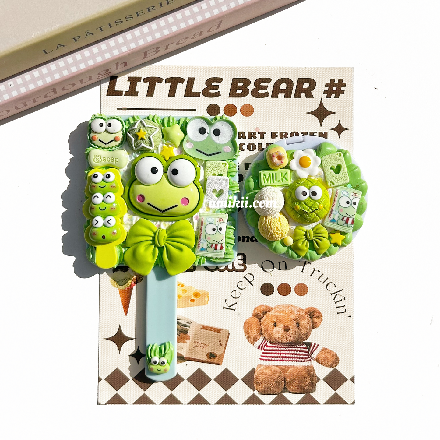 Keroppi handheld mirror and portable mirror