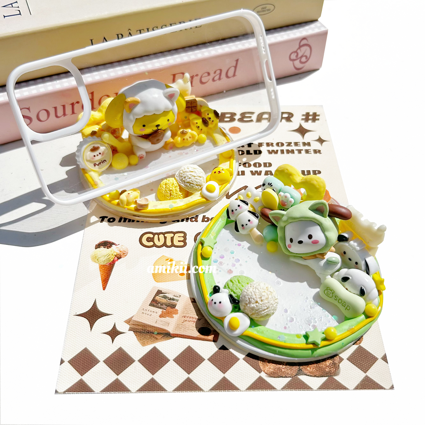 Sanrio Pochacco and Pompom Purin phone stand