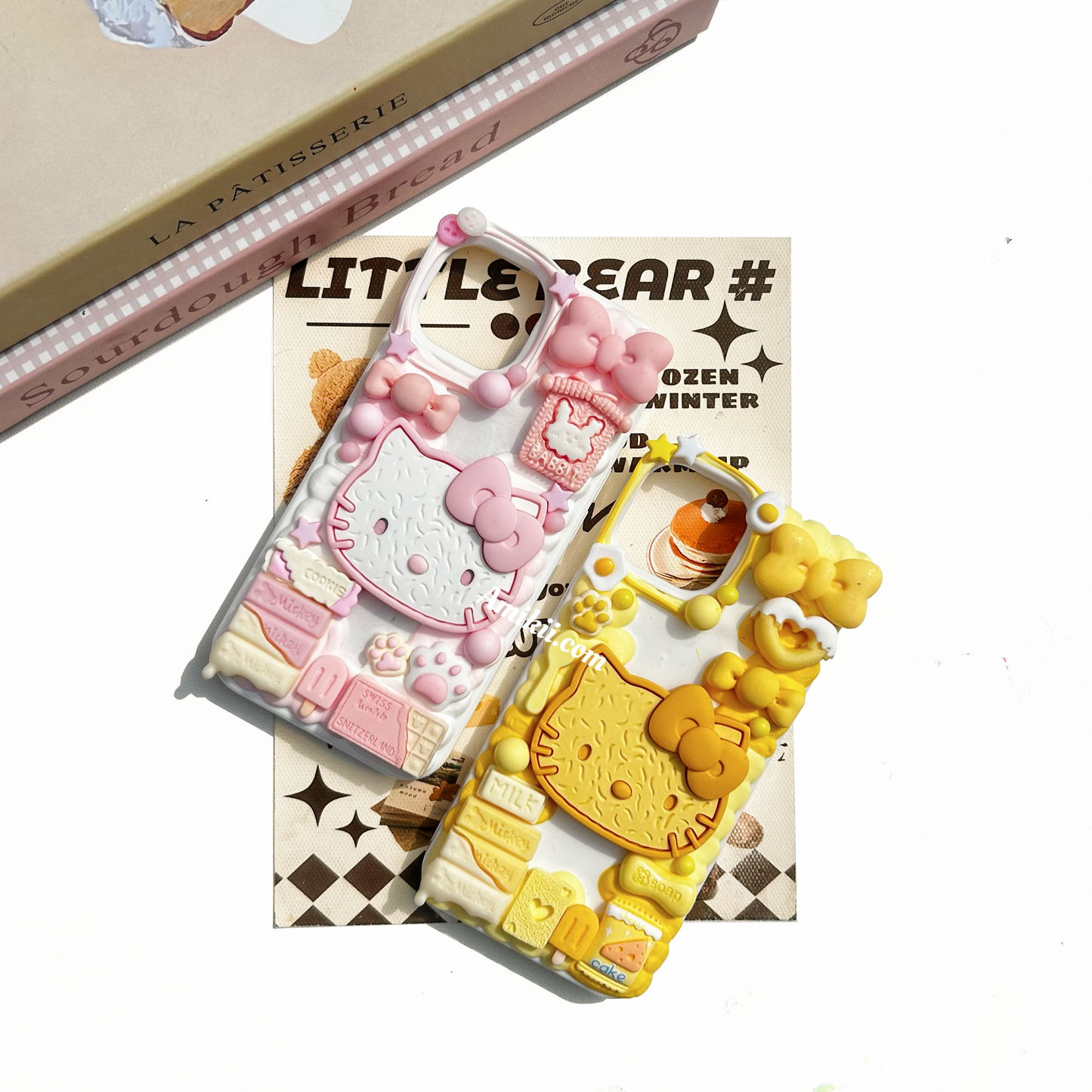 黄色とピンクのHello KTクッキー携帯ケース